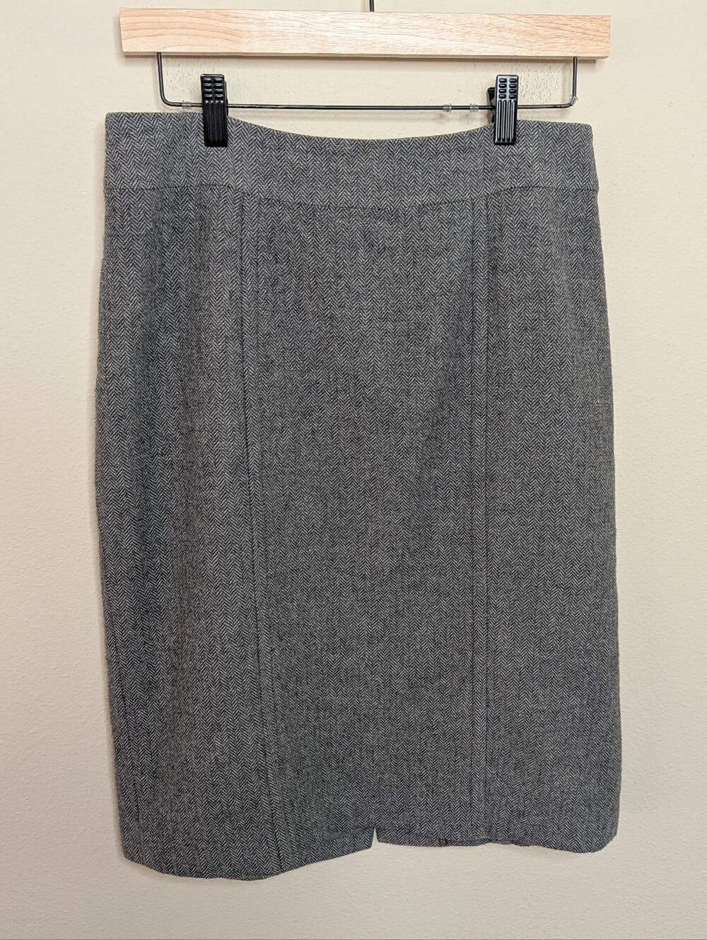 Banana Republic Gray Herringbone Wool Pencil Skirt Women's Size 6 Lined